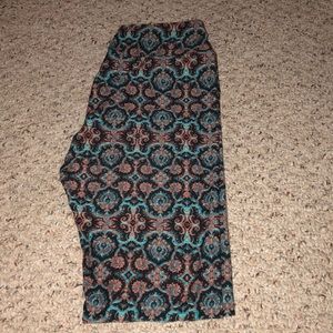 2 for 20-OS LuLaRoe Leggings
